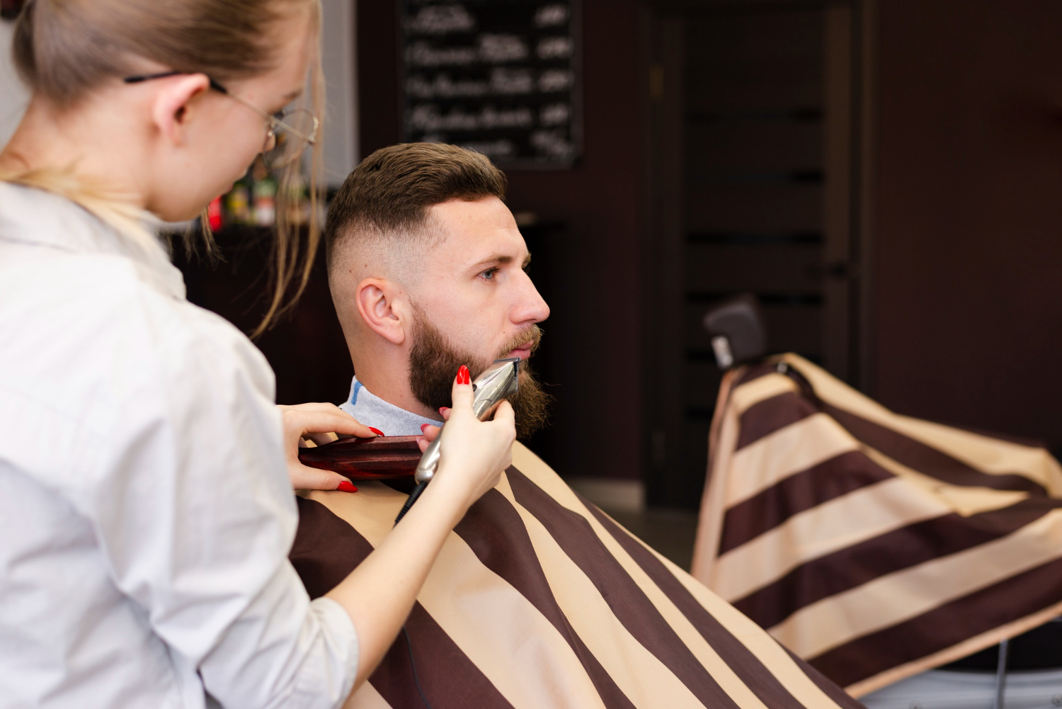 Coiffeur à Montfort